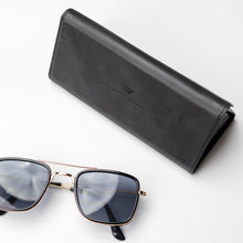 Load image into Gallery viewer, EXTEND Genuine Leather Glasses Case
